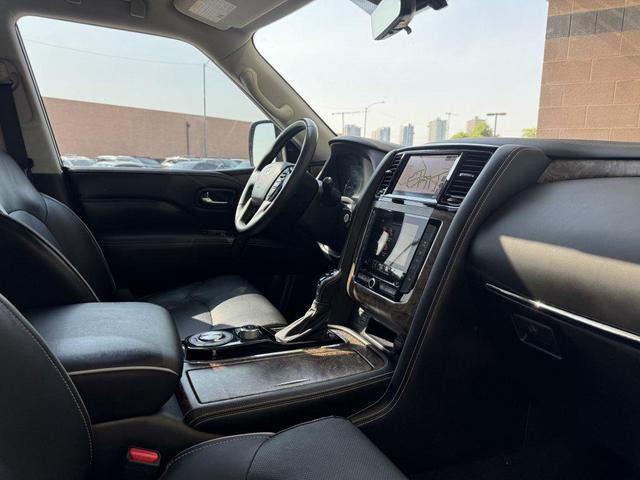 Photo of 2021 Blue INFINITI QX80