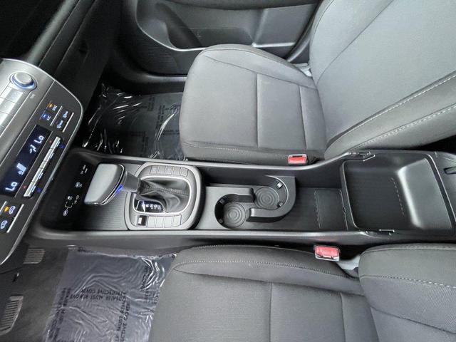 Photo of 2024 Soultronic Orange Pearl Hyundai KONA