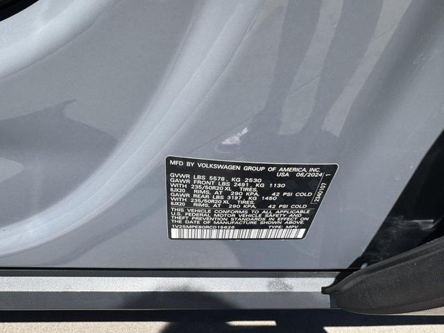 Photo of 2024 Pure Gray Volkswagen ID.4