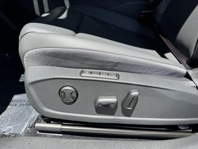 Photo of 2024 Pure Gray Volkswagen ID.4