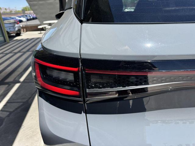 Photo of 2024 Pure Gray Volkswagen ID.4