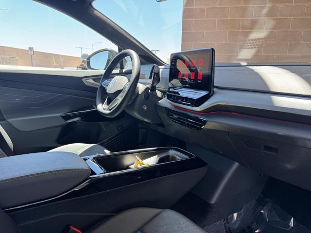 Photo of 2024 Pure Gray Volkswagen ID.4