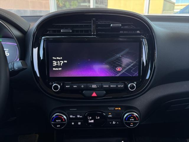 Photo of 2023 Blue Kia Soul