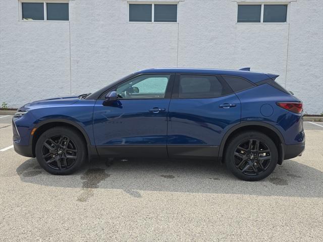 Photo of 2023 Blue Glow Metallic Chevrolet Blazer