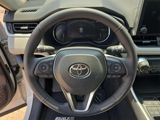 Photo of 2024 Wind Chill Pearl Toyota RAV4