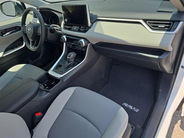 Photo of 2024 Wind Chill Pearl Toyota RAV4