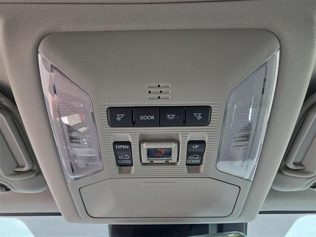 Photo of 2024 Wind Chill Pearl Toyota RAV4