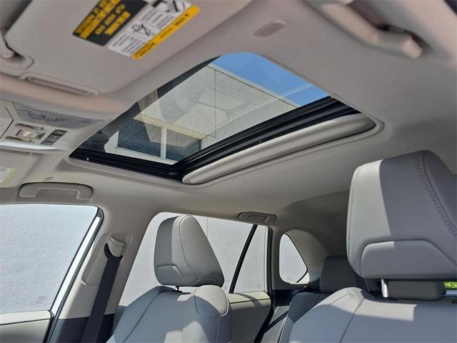 Photo of 2024 Wind Chill Pearl Toyota RAV4