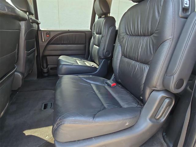 Photo of 2010 Alabaster Silver Metallic Honda Odyssey