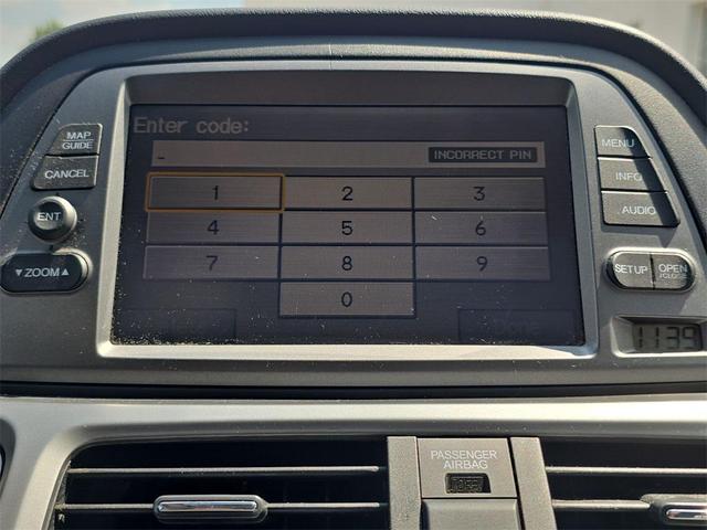 Photo of 2010 Alabaster Silver Metallic Honda Odyssey
