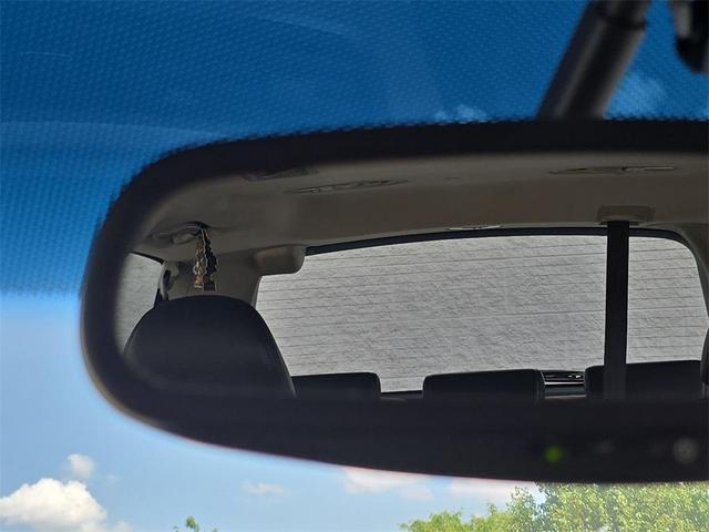 Photo of 2010 Alabaster Silver Metallic Honda Odyssey