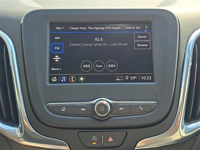 Photo of 2022 Iridescent Pearl Tricoat Chevrolet Equinox