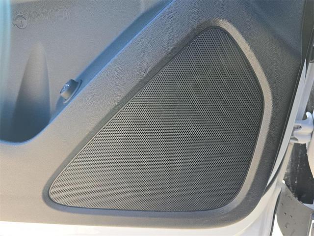 Photo of 2022 Iridescent Pearl Tricoat Chevrolet Equinox