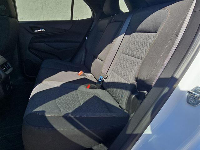 Photo of 2022 Iridescent Pearl Tricoat Chevrolet Equinox