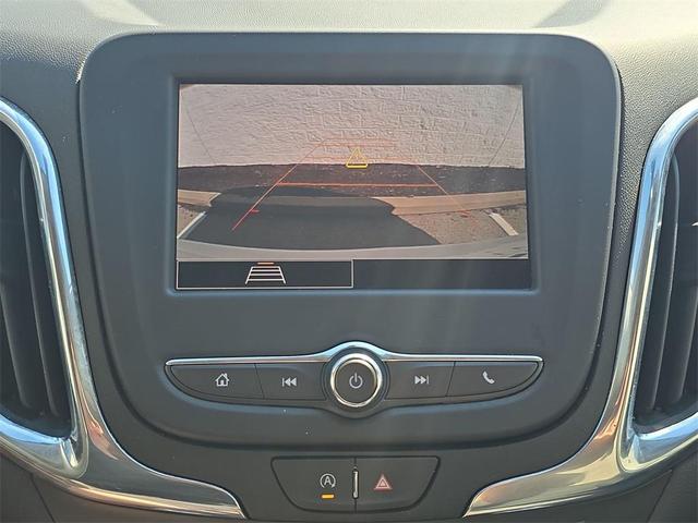 Photo of 2022 Iridescent Pearl Tricoat Chevrolet Equinox