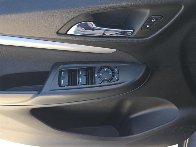 Photo of 2022 Gray Ghost Metallic Chevrolet Bolt EUV