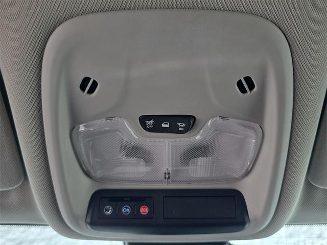 Photo of 2022 Gray Ghost Metallic Chevrolet Bolt EUV
