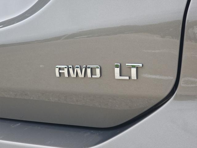 Photo of 2018 Pepperdust Metallic Chevrolet Equinox