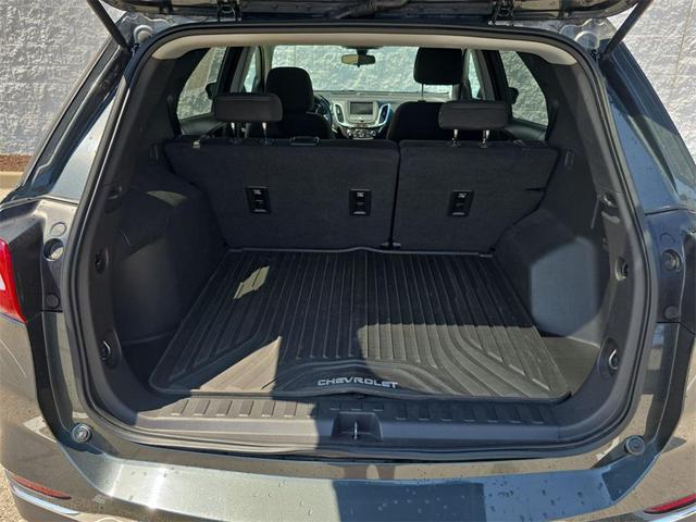 Photo of 2019 Nightfall Gray Metallic Chevrolet Equinox