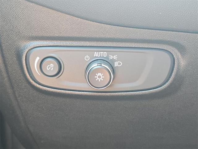 Photo of 2019 Nightfall Gray Metallic Chevrolet Equinox