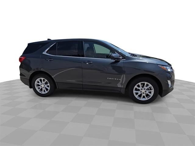 Photo of 2019 Nightfall Gray Metallic Chevrolet Equinox