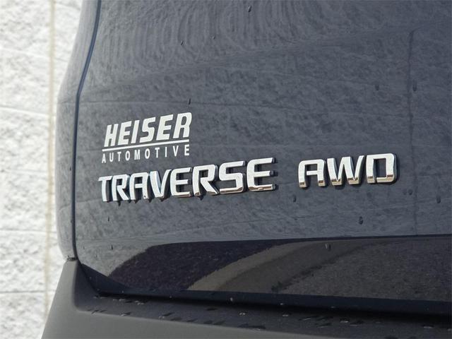 Photo of 2023 Northsky Blue Metallic Chevrolet Traverse