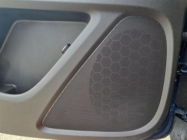 Photo of 2023 Northsky Blue Metallic Chevrolet Traverse