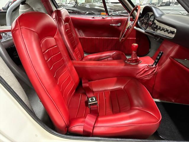 Photo of 1960 White Lotus Elite