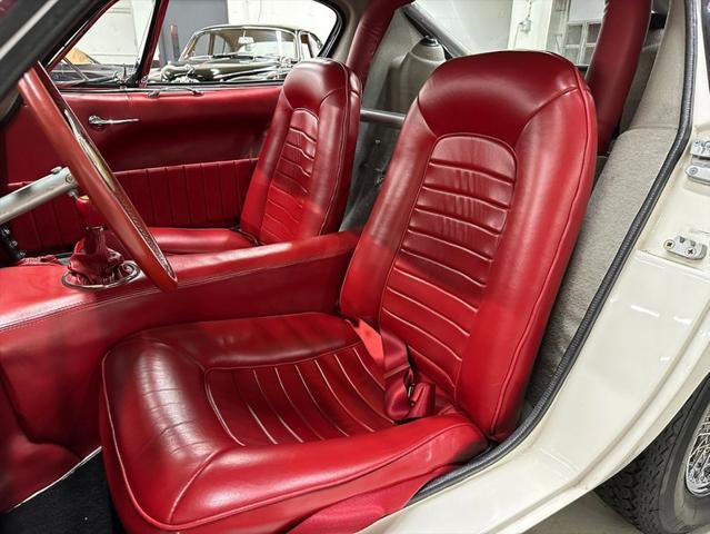 Photo of 1960 White Lotus Elite