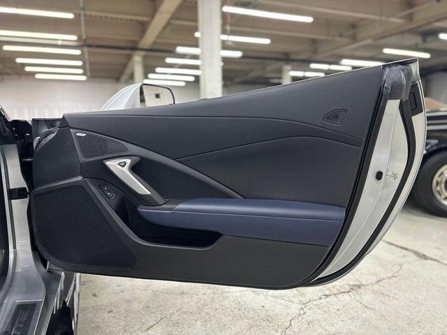 Photo of 2015 Blade Silver Chevrolet Corvette