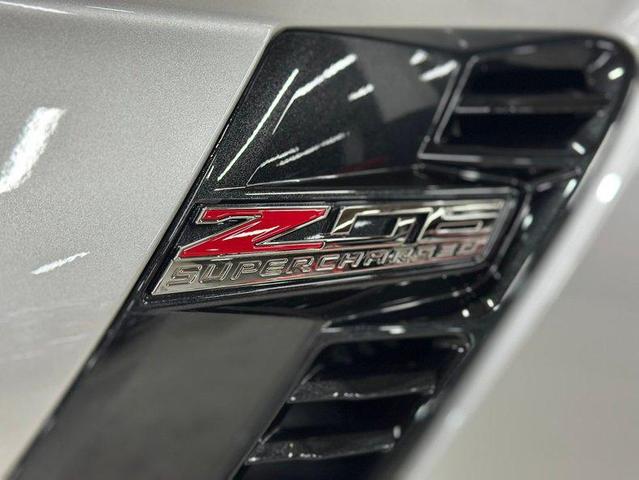 Photo of 2015 Blade Silver Chevrolet Corvette