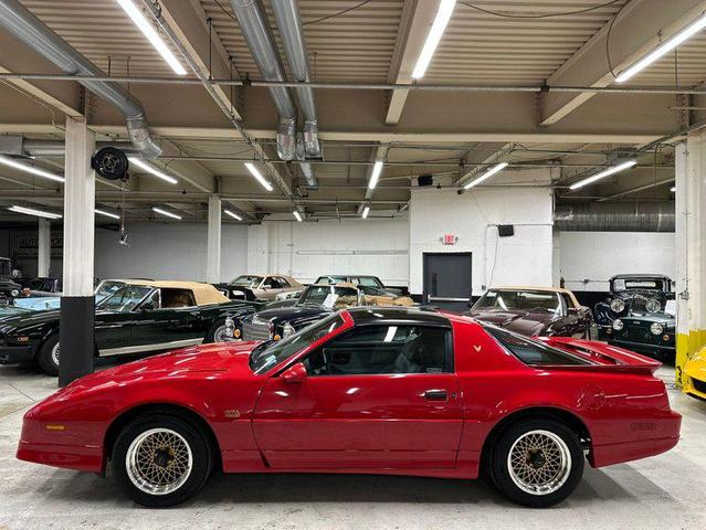 Photo of 1988 Red Pontiac Firebird