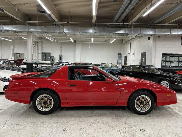 Photo of 1988 Red Pontiac Firebird