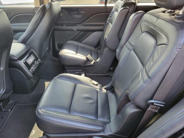 Photo of 2022 Infinite Black Metallic Lincoln Aviator
