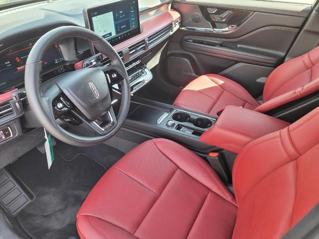 Photo of 2025 Black Metallic Lincoln Corsair
