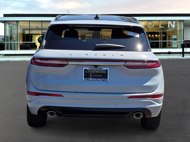 Photo of 2025 Crystal White Lincoln Corsair