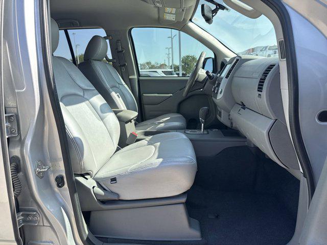 Photo of 2020 Brilliant Silver Metallic Nissan Frontier