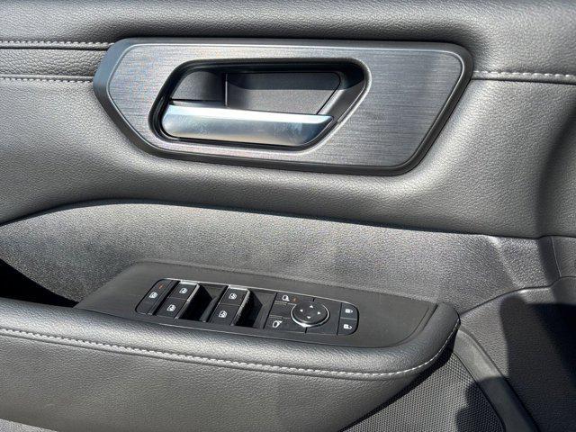 Photo of 2026 Super Black Nissan Armada