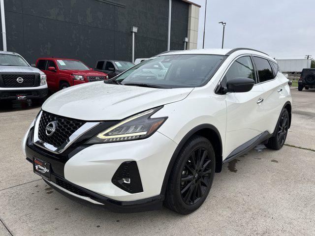 Photo of 2023 Pearl White Tricoat Nissan Murano