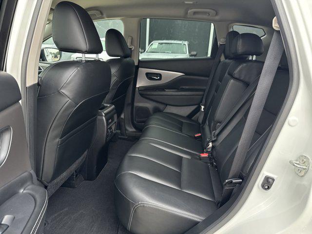 Photo of 2023 Pearl White Tricoat Nissan Murano