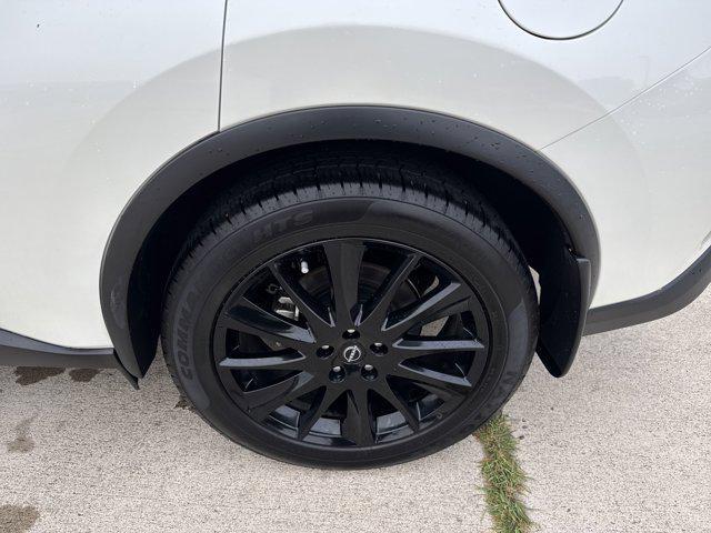 Photo of 2023 Pearl White Tricoat Nissan Murano