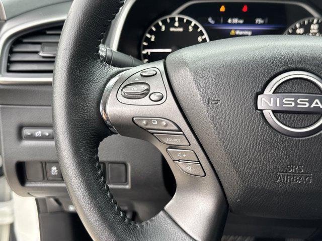 Photo of 2023 Pearl White Tricoat Nissan Murano