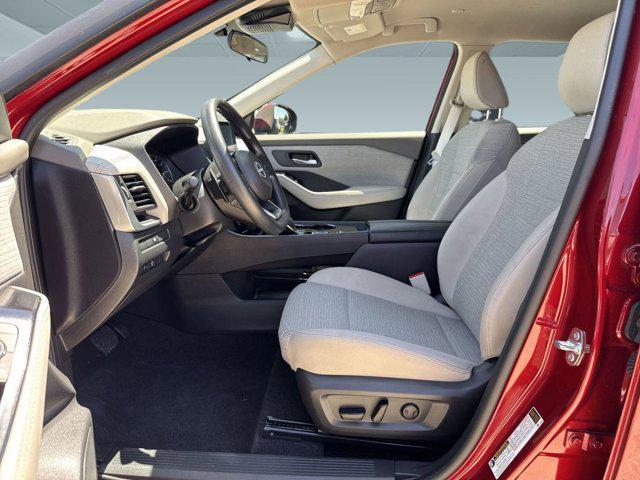 Photo of 2023 Scarlet Ember Tintcoat Nissan Rogue