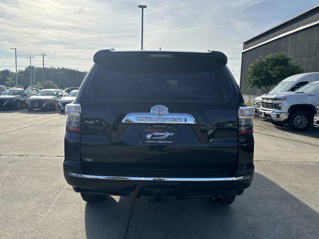 Photo of 2024 Black Toyota 4Runner