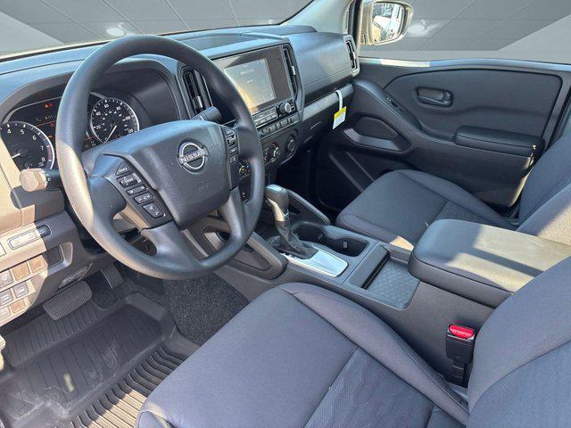 Photo of 2026 Glacier White Nissan Frontier