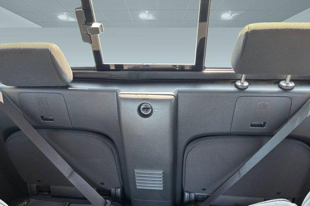 Photo of 2026 Glacier White Nissan Frontier