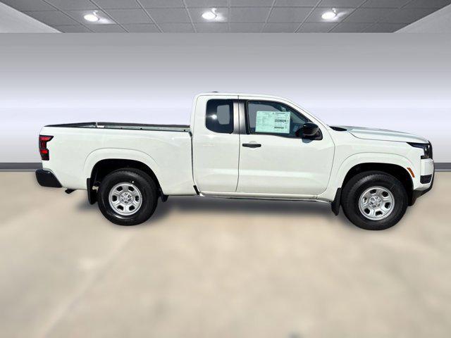 Photo of 2026 Glacier White Nissan Frontier