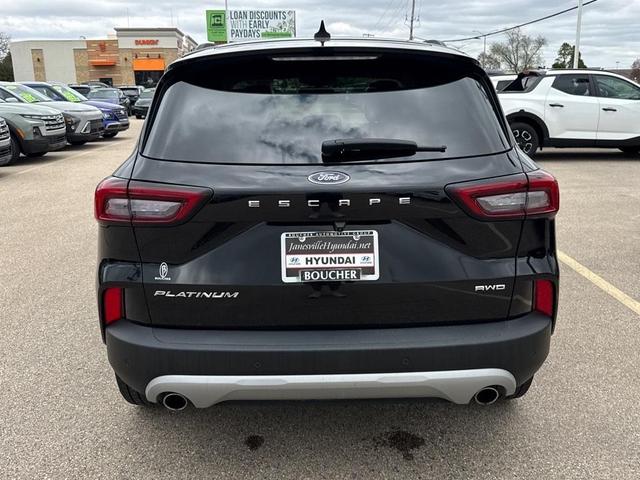 Photo of 2023 Agate Black Metallic Ford Escape