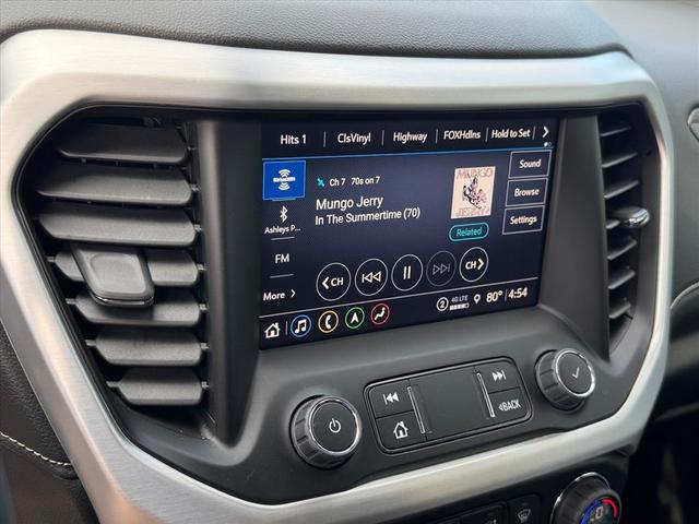 Photo of 2023 Summit White GMC Acadia