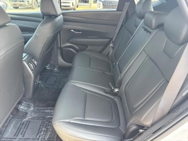 Photo of 2025 Serenity White Pearl Hyundai TUCSON